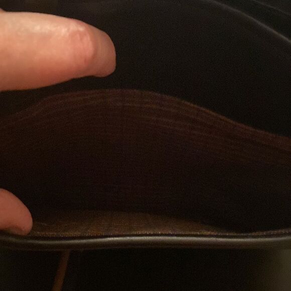 Brighton Black Vintage Leather Handbag. Outside GC, Inside VGC. Hand or Shoulder - Picture 9 of 16